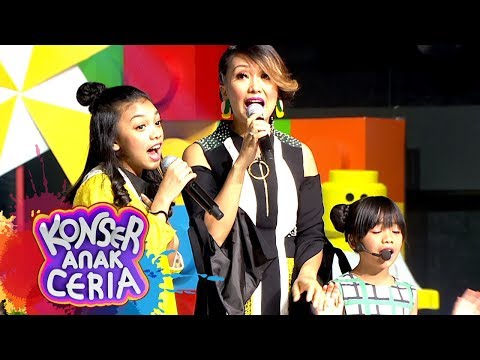 Keren Bgt !1 Keluarga Suaranya Bagus Semua, Nola, Naura, Neona " Semesta Cinta " - Konser Anak Ceria