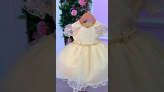 Vídeo de Vestido Infantil Menina Bonita Bebê Amarelo