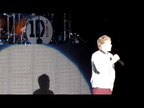 One Direction - Niall Horan says "Olly Murs" (Toronto May 29th, 2012)