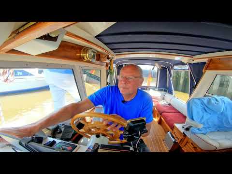 Hello. We are leaving the stylish SC Weserstrand/Elsfleth on the Weser river and will travel as f...