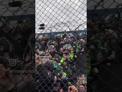 "Los Pibes de Chicago - Nueva Chicago, siguiendo la vieja escuela de barras." Barra: Los Pibes de Chicago &bull; Club: Nueva Chicago &bull; País: Argentina