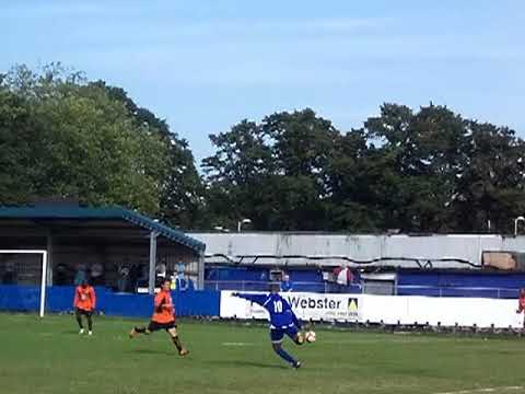 Barking 1-0 London Tigers.  FA Vase Second Qualifying Round.  Sat15Sep2012