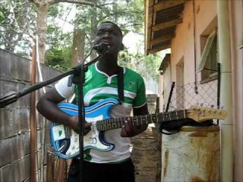 Botswana Music Guitar - Batlaadira - "Mmamanthwane".