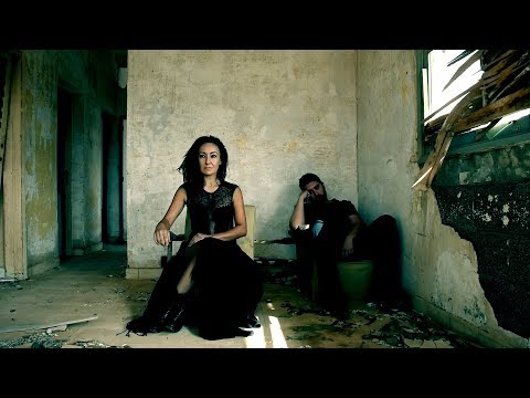 Tempus Fugit, Amor Manet