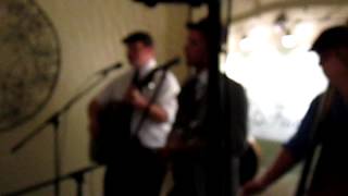 Don't Forget Your Shoes sings Sullivan