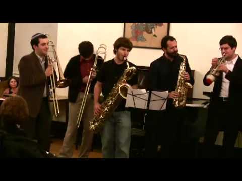 (6) Bobover Nign - Columbia Klezmer Band, 12/2009