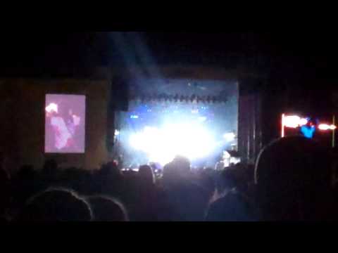 Ghost On The Dancefloor - Blink 182 @ Leeds Festival 2014