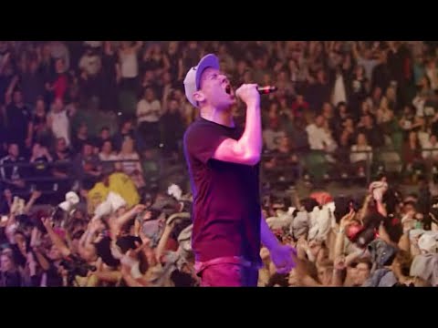 Hilltop Hoods - Restrung Live