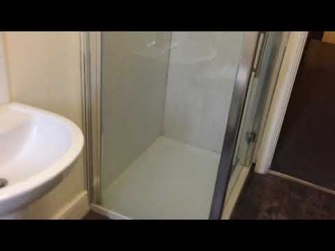 55 Regents Street, Room 4 dedicated bathroom, Wakefield