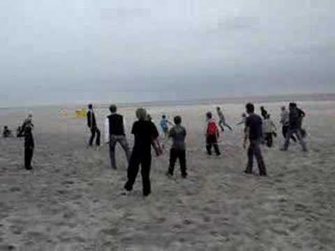 strandvoetbal WSV D1 tegen vaders