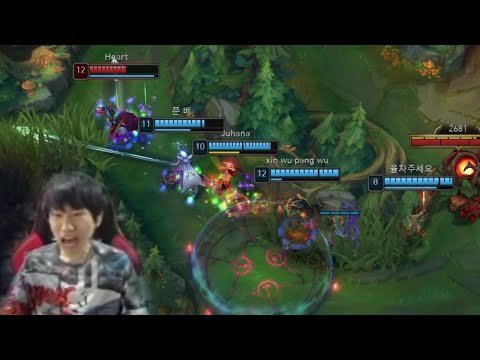 DoinB Runs a Conga Line Around The Map - TOTKS Clips