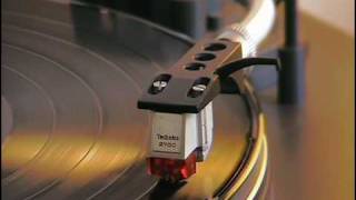 SILK Skitzo Blues & Hours (2 tracks from SMOOTH AS RAW SILK)