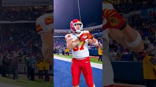 Taylor Swift &amp; Travis Kelce 😍