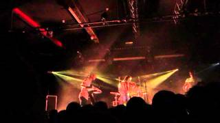 EL VY - Paul is alive (Live in Köln)