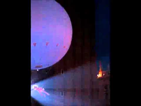 Wenecja Karnawał w Wenecji Pokaz podniebnych akrobatów