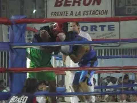 Sebastián Sánchez vs. Luis Alejandro "El Púa" Tejerina (amateur)