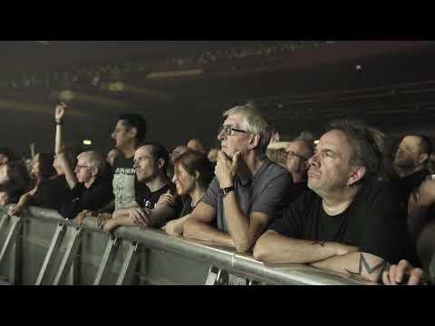 Peter Hook & The Light - 'She's Lost Control' - Live at O2 Apollo, Manchester - 29/7/22.