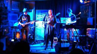 Rock Vision- Heaven Knows (Anouk)