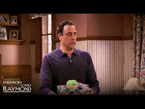 Barone Family Parties | Everybody Loves Raymond
