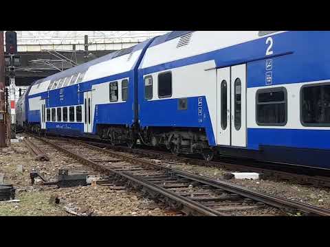 EA 692 cu IR 1645 pleaca din Gara de Nord cu 12 vagoane (01.06.2019)