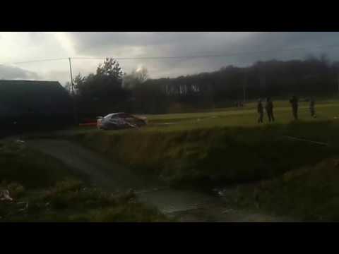 42 Rajd Cieszyńska Barbórka 2016 Nierodzim 2 Kuciński/Gołębiewski problemy przed watersplashem