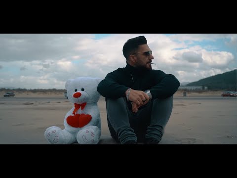 Toprak Kardeşler - Uzakta (Official Video Clip)