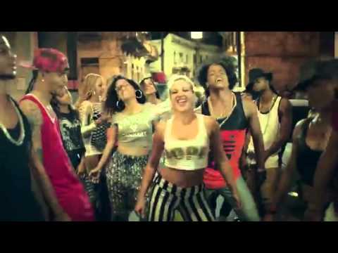 Larissa Lahw - Take Me (Video Promo)