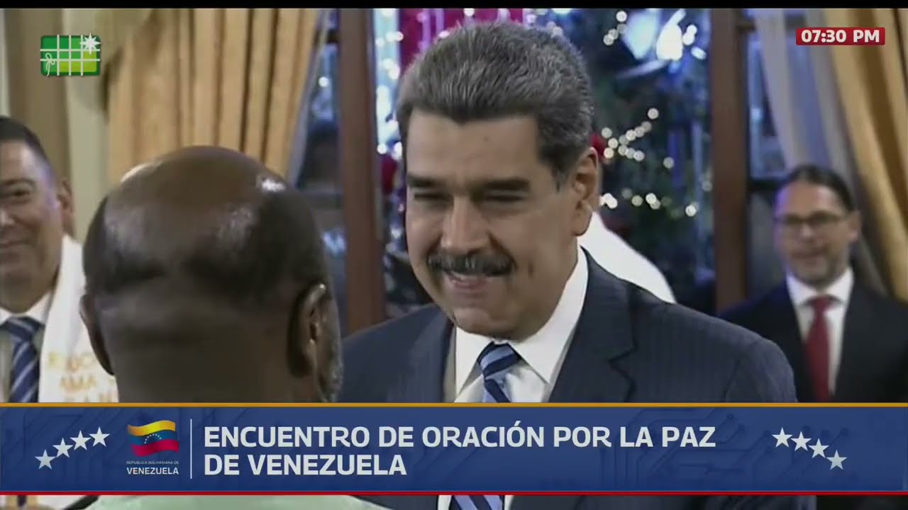 Maduro recibe a cristianos evangélicos en el Palacio de Miraflores y oran por la paz