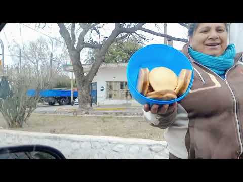 Vendedores de tortillas en Villa de Soto, Córdoba, Argentina 