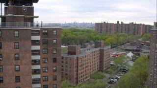 Lord Tariq &amp; Peter Gunz - Whats That Sound