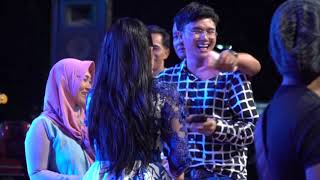 Download lagu API ASMARA ANISA RAHMA WIDI KDI MONATA RAK MANIA mp3