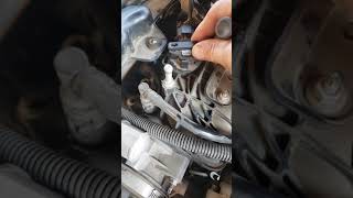 MAP sensor on Chevy 2013, How to remove the clips!