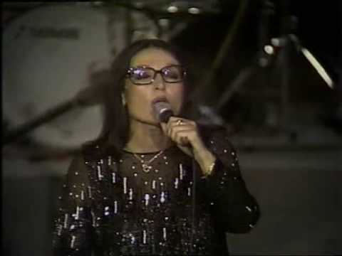 Nana Mouskouri   -  Enas Mithos -