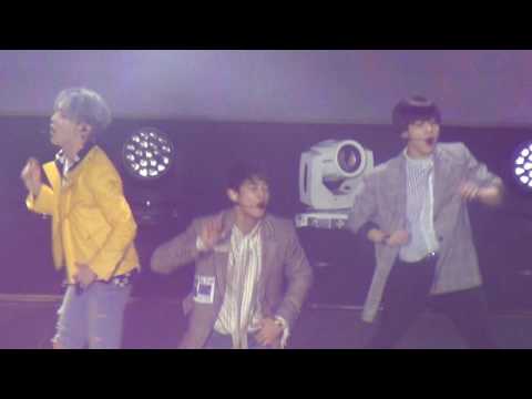170302 SHINEE - 1 OF 1 @ ONE K GLOBAL PEACE CONCERT MANILA