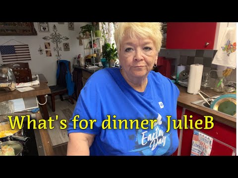 Cheesy Ground Beef and Rice Casserole Recipe for Busy Nights!