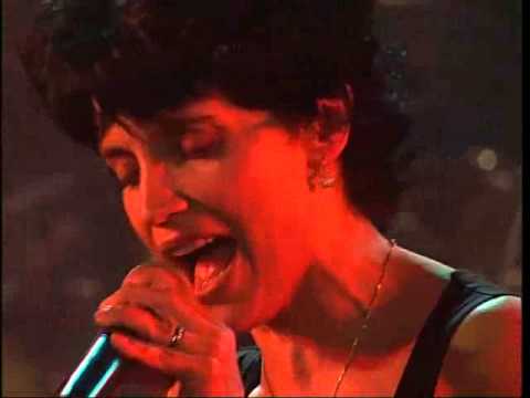 Arakain/ Lucka Bílá - Dotyky.flv