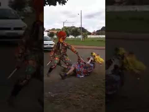 DANÇA DO PALHAÇO DA FOLIA TRÊS REIS SANTO SÃO MIGUEL DO ARAGUAIA -GO
