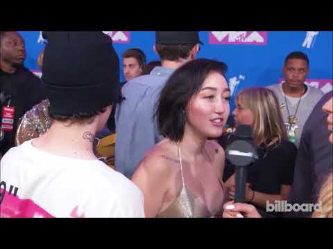 noah cyrus lil xan on their relationship new song live or die mtv noah cyrus lil xan hablan de su relacion sub al espaa ol