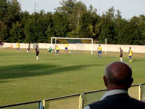 5-2 Iwański 58' MKS Stąporków 6-2 Piaskowianka Piaski 23.08.09r.