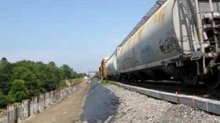 preview picture of video 'CN 5788 & 5614 westbound at Port Credit Aug 09 09'