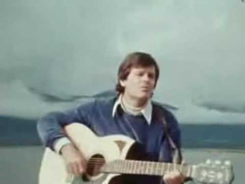 DEAN REED  If Singer Fall Silent