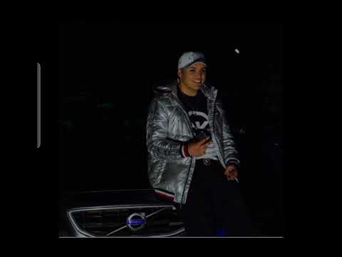 Un Voltio Por Los Bloques - Benji La Maldita Escritura De Oro x El Bai