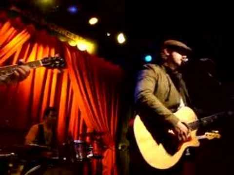 Hotel Cafe Tour Cary Brothers: 