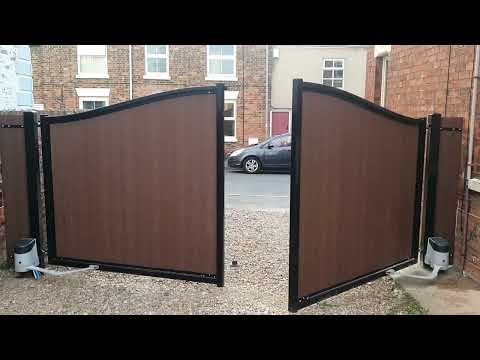 Composite swing gate - MS Gates