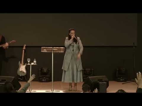 SEJA GUIADO PELO ESPÍRITO SANTO - Camila Barros