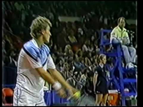 Mats Wilander vs J. McEnroe SF - Masters  1984 - 04/08