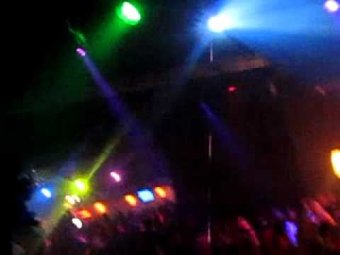 vanessa klein y lydia sanz@the groove(castellon)FIESTA MATINEE