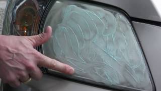 Restoring yellow head lights with toothpaste! CRAZY!