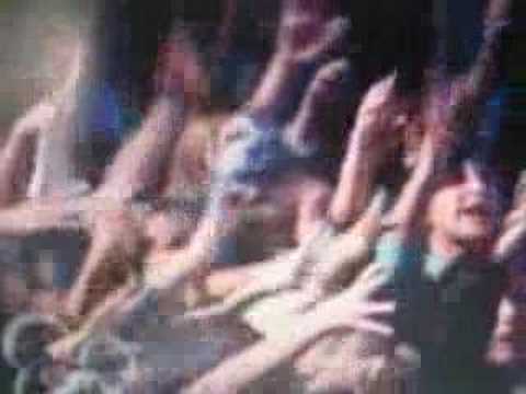 JoJo VS. Miley Cyrus/Hannah Montana