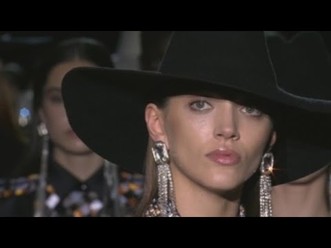 Fernando Claro presenta en Madrid su propuesta para el otoño-invierno 2020-21